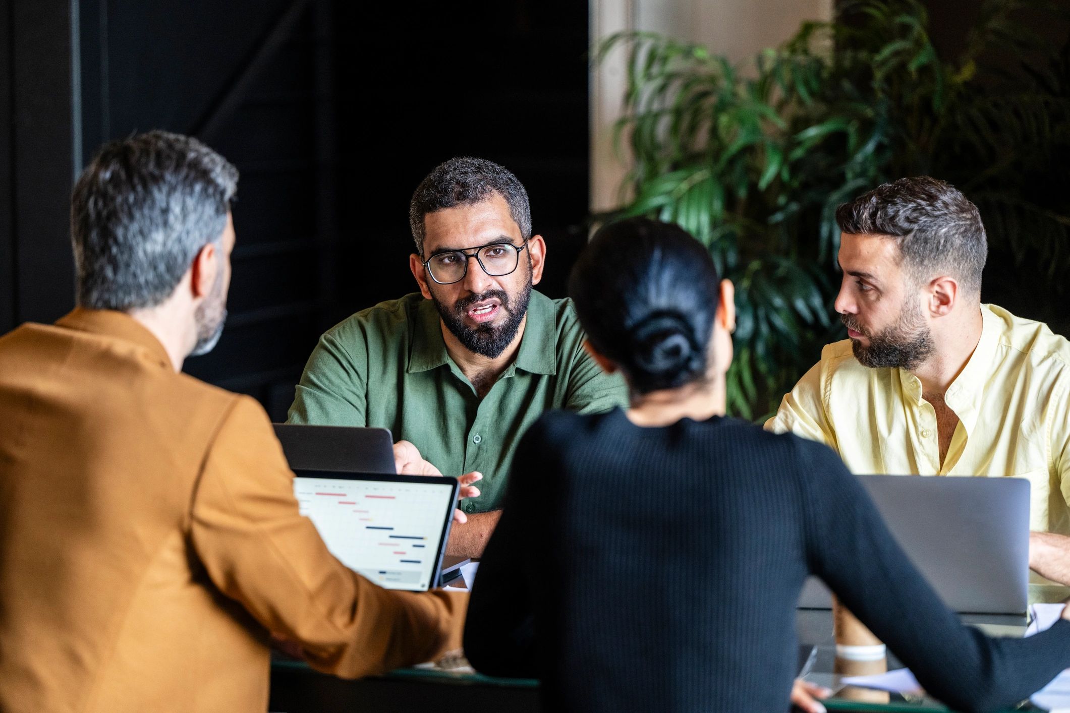 Consulting team meeting in a modern office